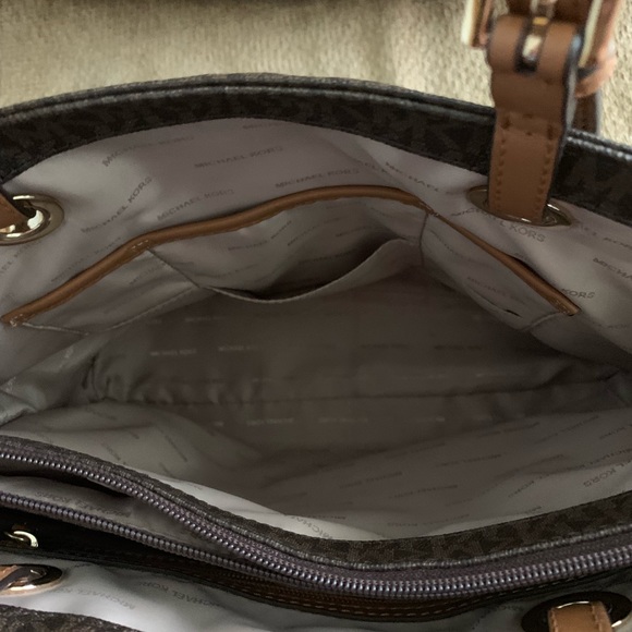 Michael Kors Large Tote Purse - Picture 3 of 5